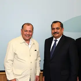 Franco Sardelli visita Omar Najar