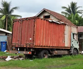 carreta tomba em Americana