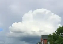 dia nublado em Americana